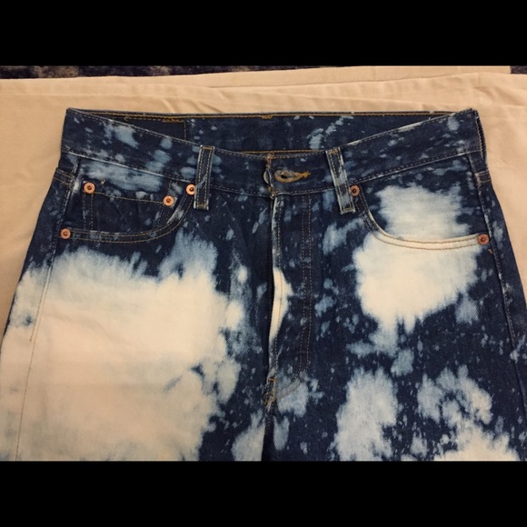 Levis 501 Bleach Effects Jeans - Picture 2 of 7